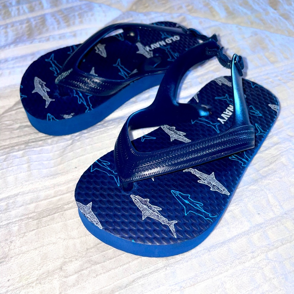Old Navy Flip Flops